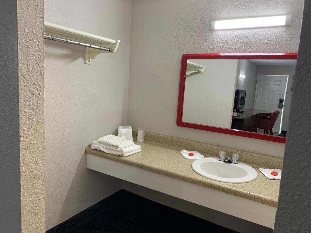 La Casa Inn New Port Richey Gulf Beach Us-19 Buitenkant foto